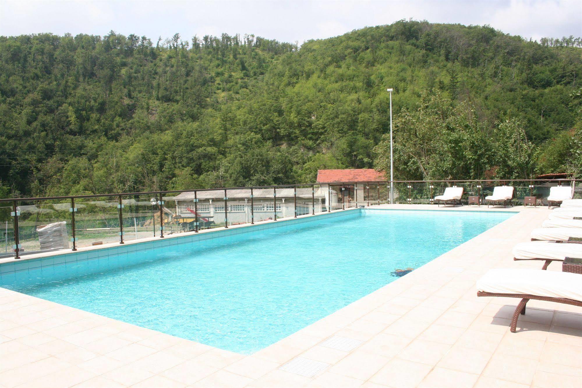 Agriturismo Cascina Del Vai Cairo Montenotte Exterior foto